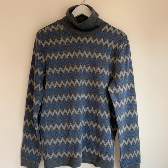 Other - T. Christopher turtleneck